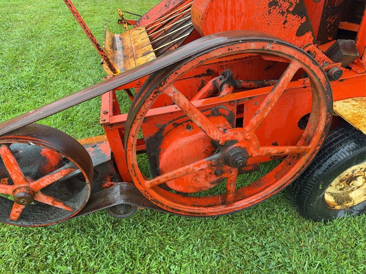 case-133-square-baler-image-7