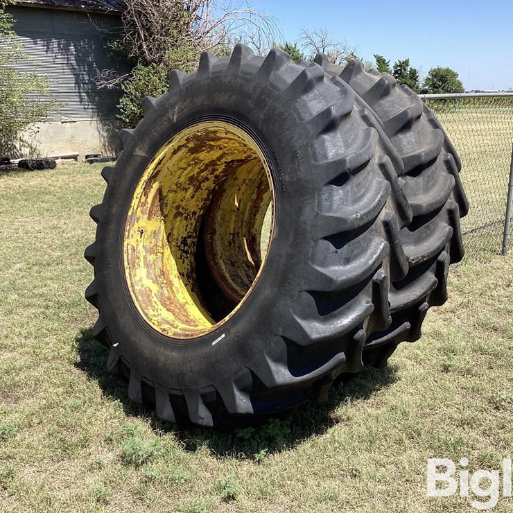 JOHN DEERE 520