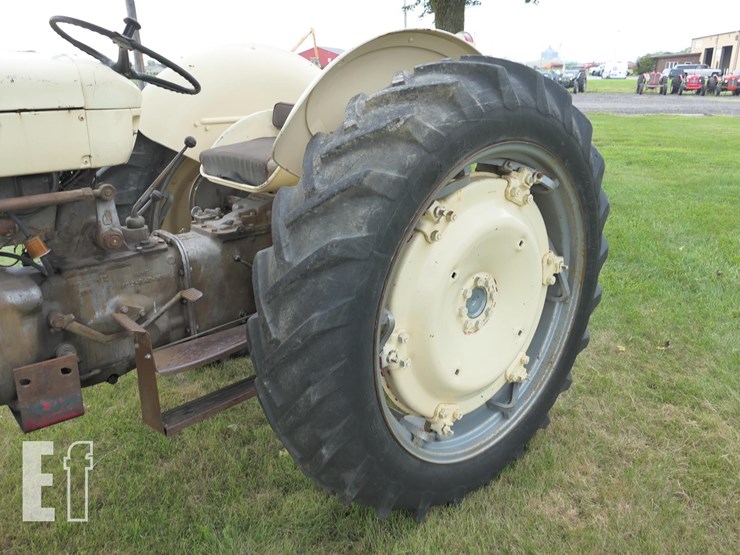 1956-ferguson-f40h-image-14