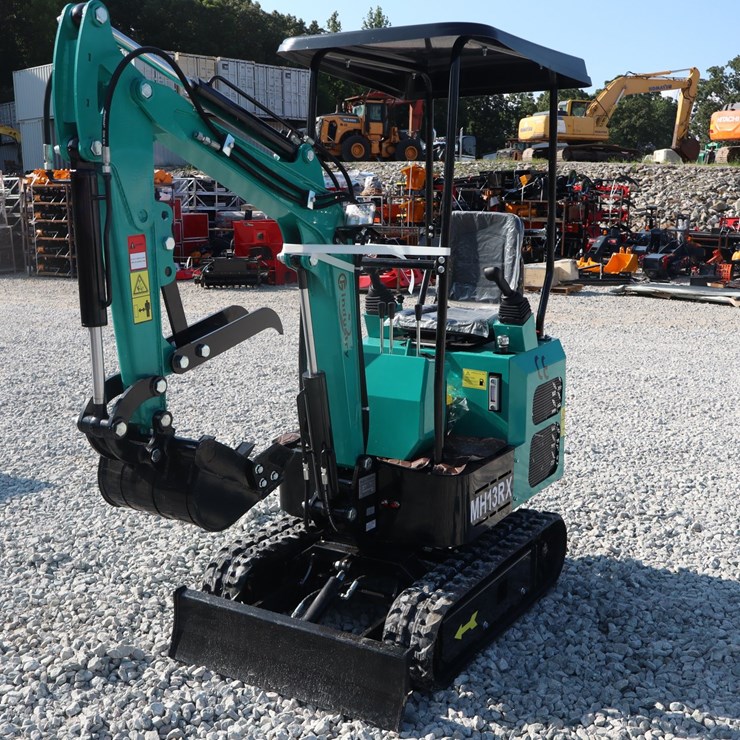 #1488 • MINI EXCAVATOR MH13RX