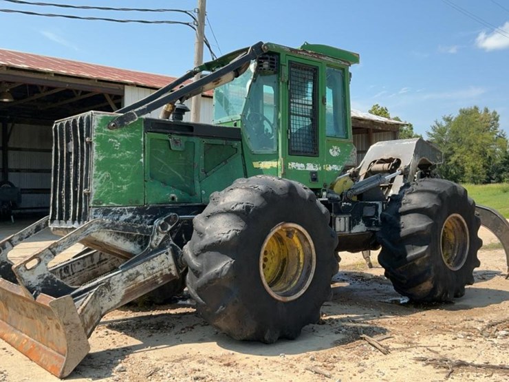 2010-john-deere-2010-image-1