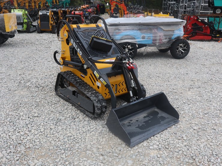 #1393-•-walk-behind-track-loader---ssl60-image-7