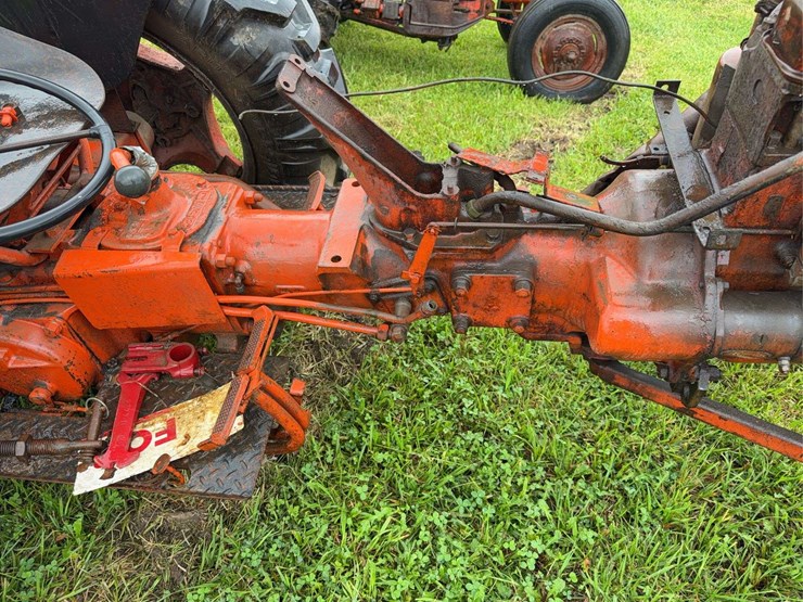 case-vac-parts-tractor-image-11
