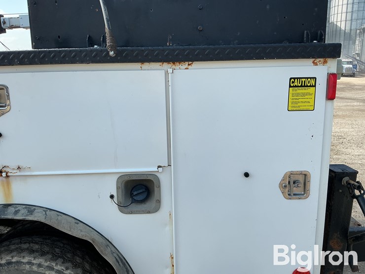 2006-ford-f550-xl-image-10