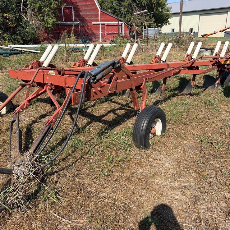 770 International Plow