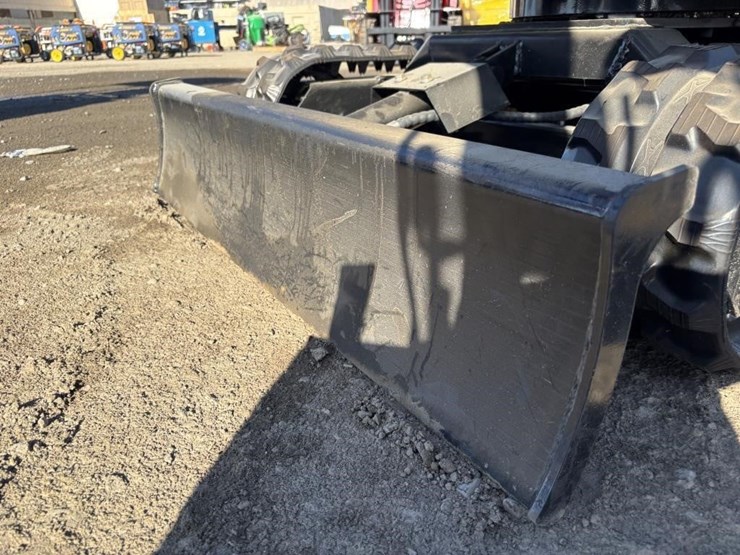 2026-tpm-18hh-hydraulic-excavator-image-7