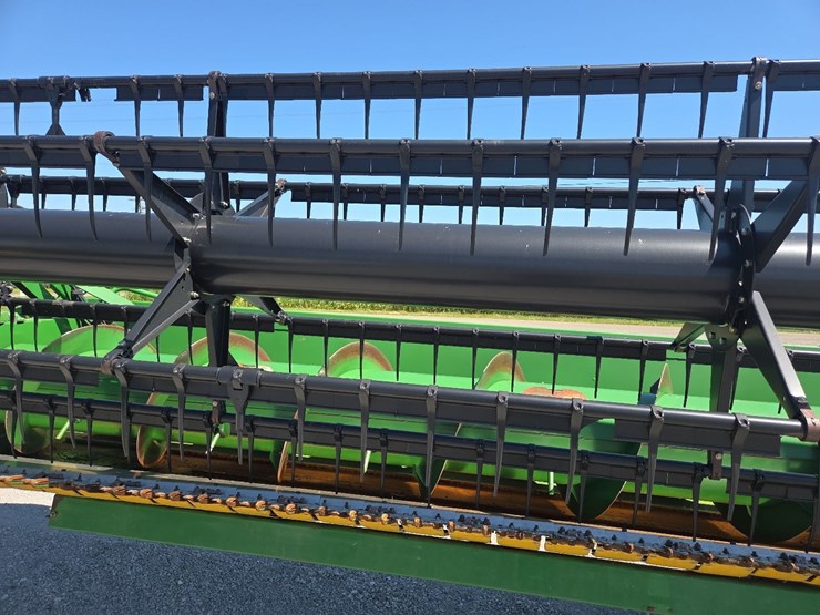 john-deere-635f-image-10