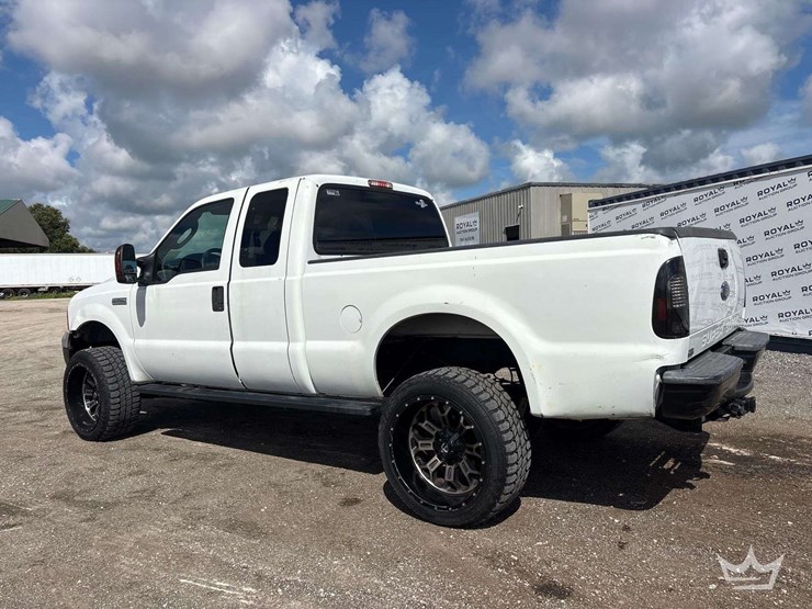 2005-ford-f250-image-4