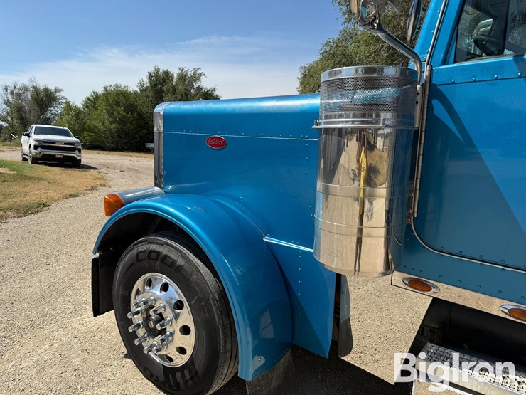 2007-peterbilt-379-image-15