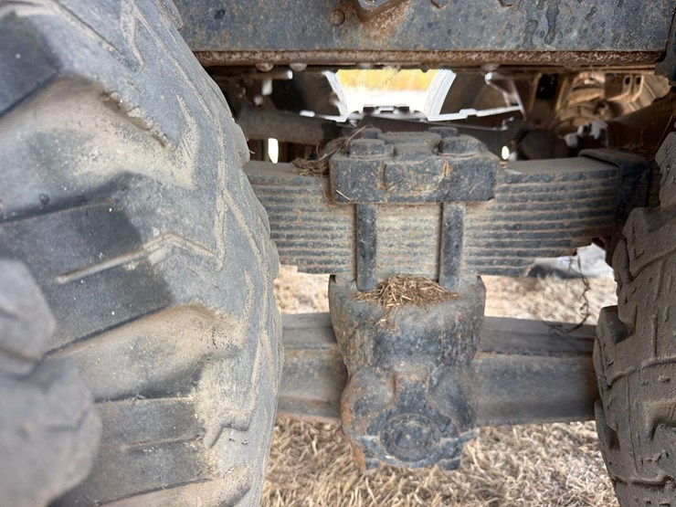 gmc-6500-truck-image-15