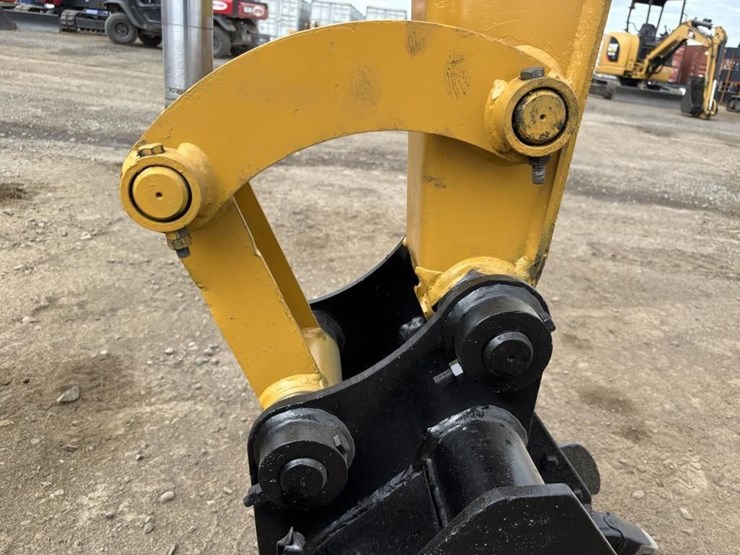 2015-caterpillar-303e-hydraulic-excavator-image-14