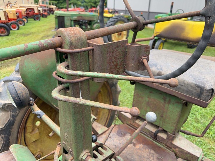 john-deere-b-image-43