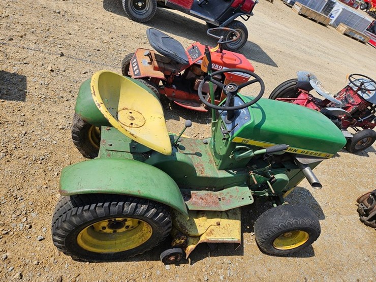 john-deere-110-image-6