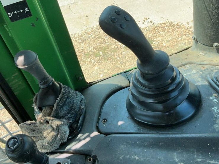 2010-john-deere-2010-image-19