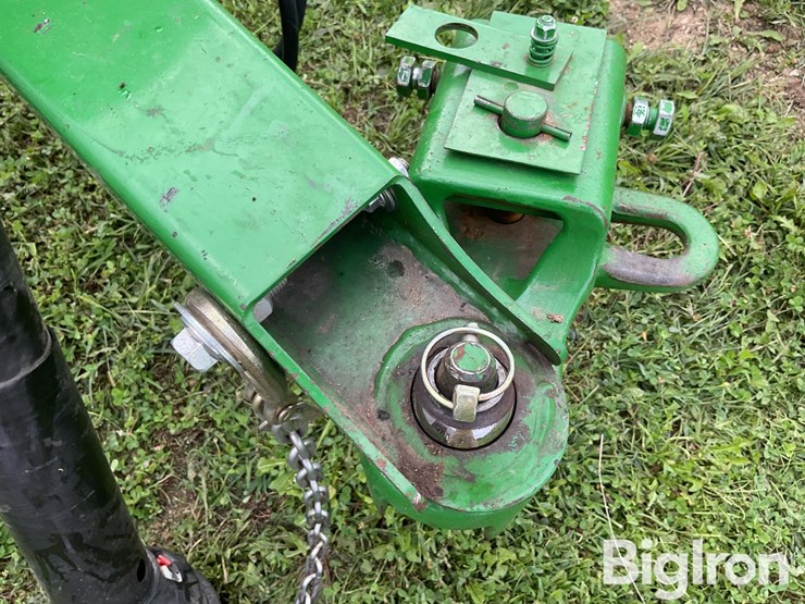john-deere-630-image-9