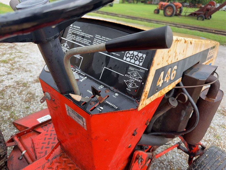 case-446-garden-tractor-image-17