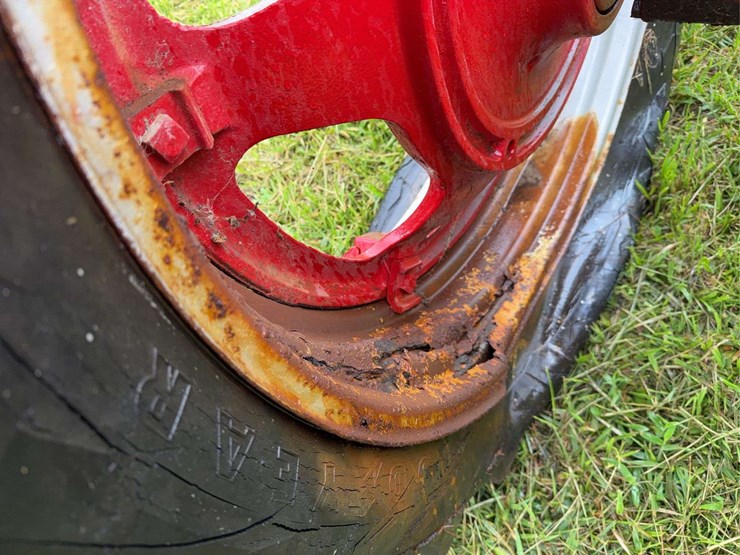 farmall-m-image-19