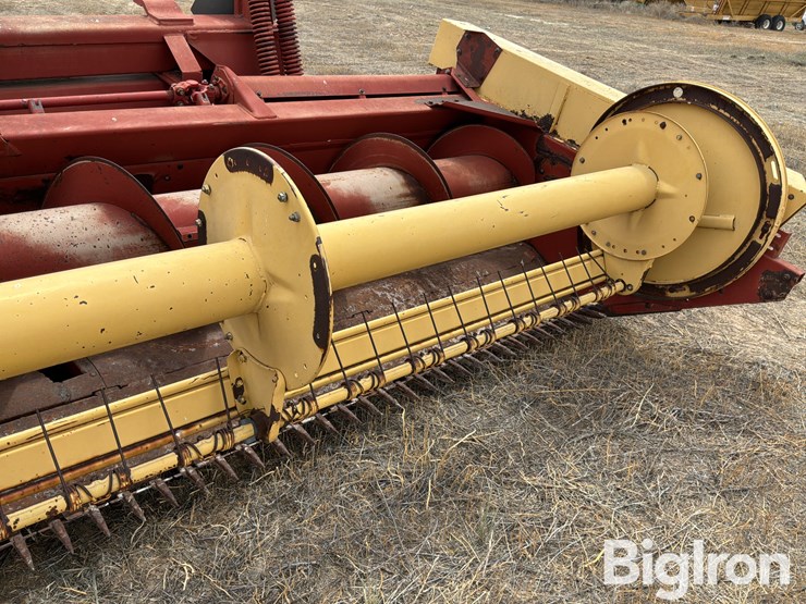 new-holland-116-image-17