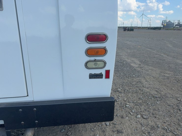2006-ford-e450-image-8