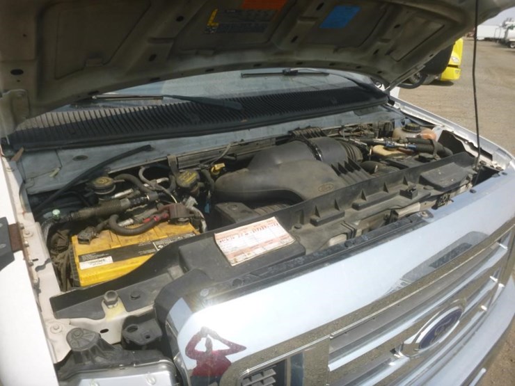 2009-ford-e450-image-11