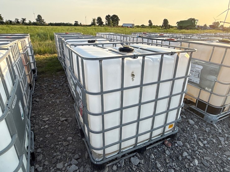 #50000-•-lot-of-(5)-poly-tanks-w/-cage-inv#50000-image-2