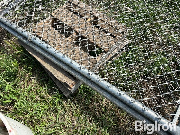 chain-link-fence-gates-image-11