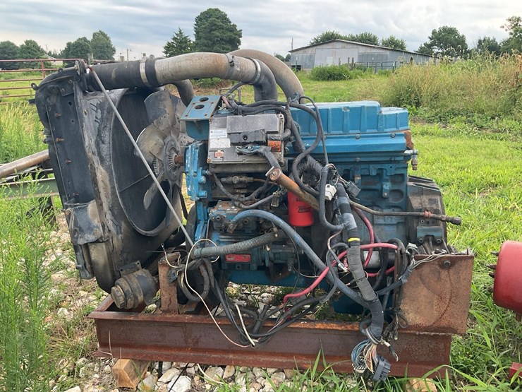 #250-•-1999-international-dt466e-power-unit-image-1