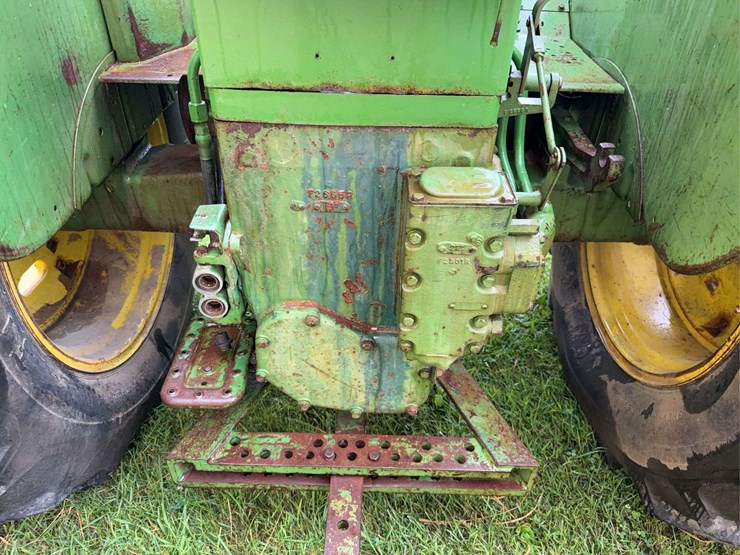john-deere-720-image-36