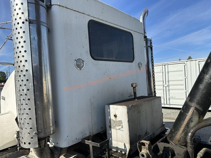 2000-kenworth-t800-image-33