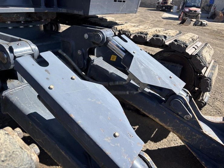 2023-xcmg-xe155ucr-hydraulic-excavator-image-22