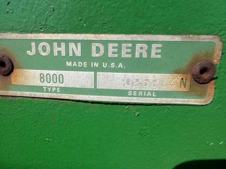 john-deere-8000-image-47