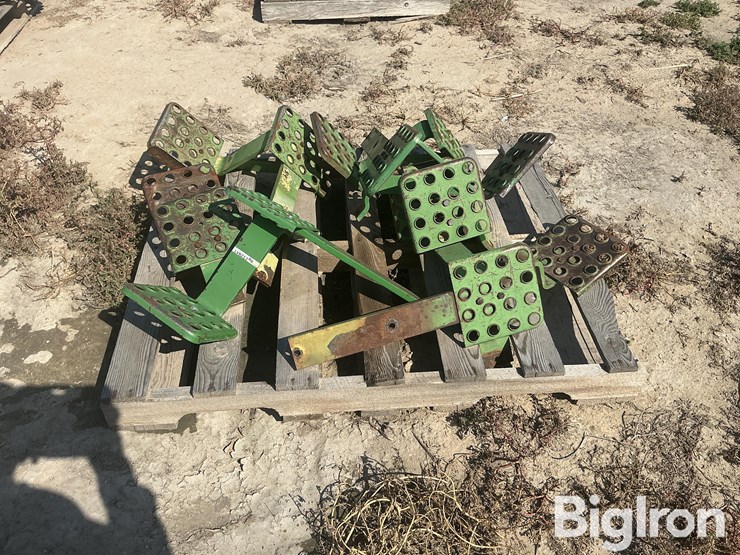 john-deere-30-image-2