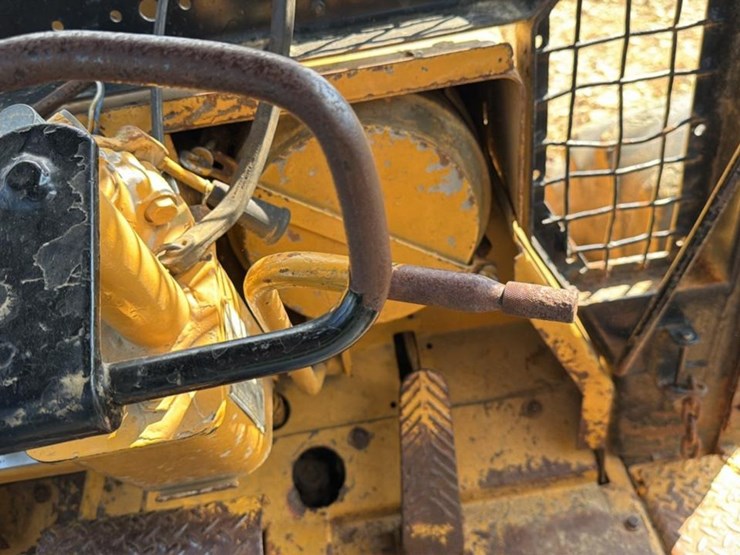 1988-caterpillar-518-image-39
