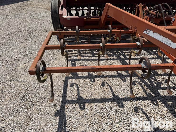 case-ih-5100-image-16