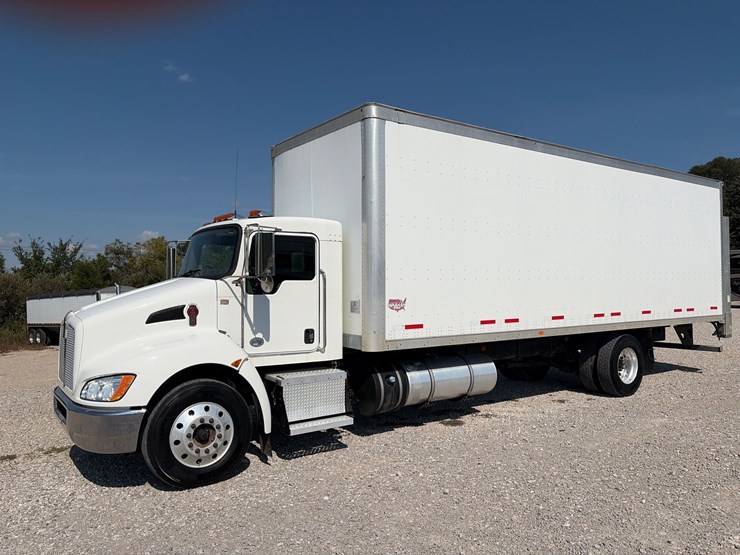 2019-kenworth-t270-image-1