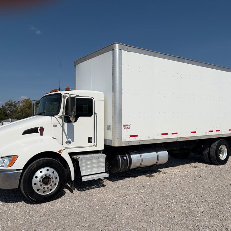 2019 KENWORTH T270
