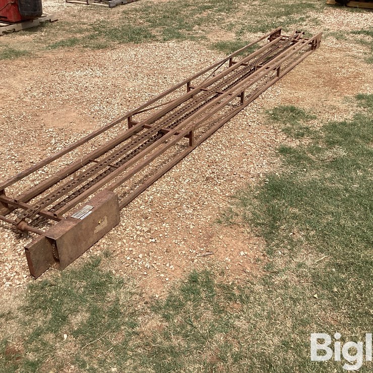 Grave MFG, CO Small Square Baler Conveyor