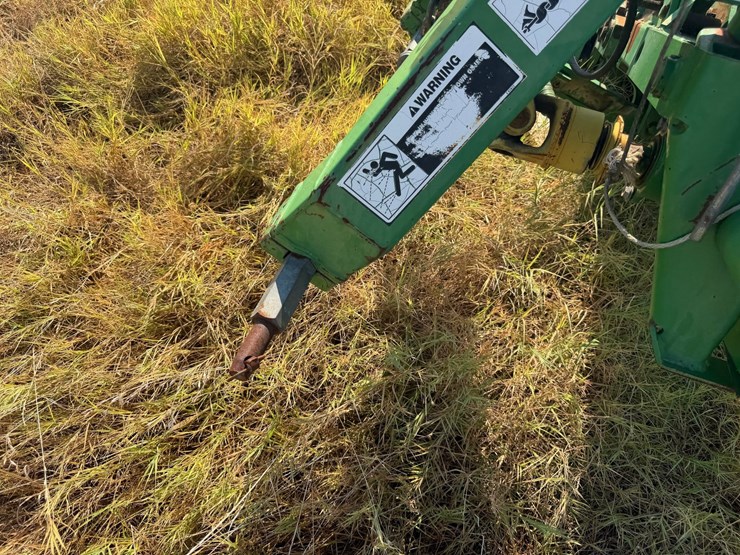 john-deere-275-image-10