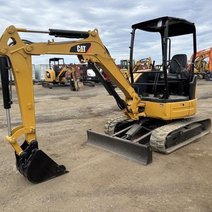 2015 Caterpillar 303E Hydraulic Excavator
