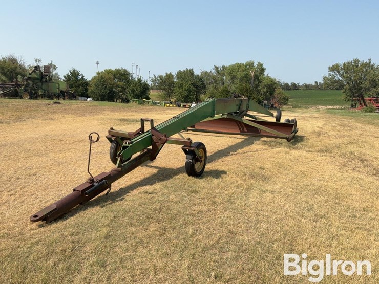 john-deere-12-image-1
