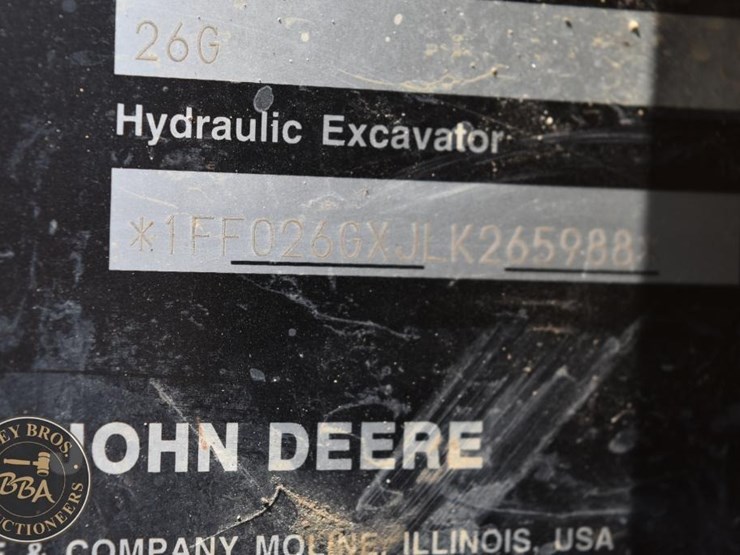 2020-deere-26g-image-58