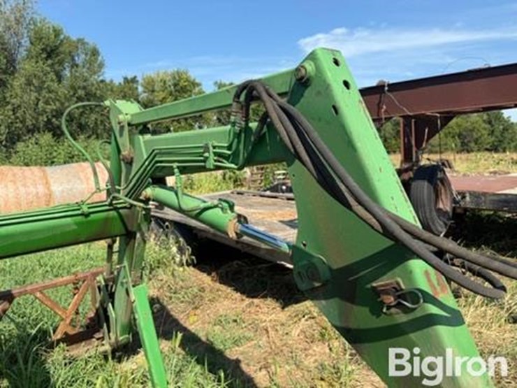 john-deere-640-image-11