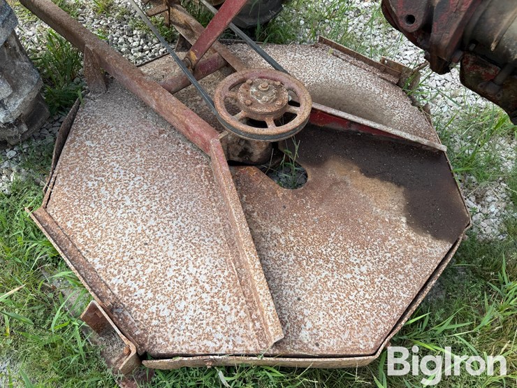 1949-international-cub-image-10