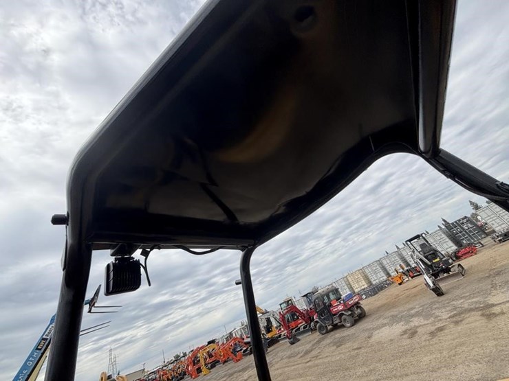 2015-caterpillar-303e-hydraulic-excavator-image-35
