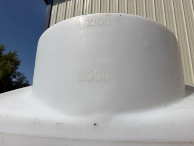 poly-tank-image-4