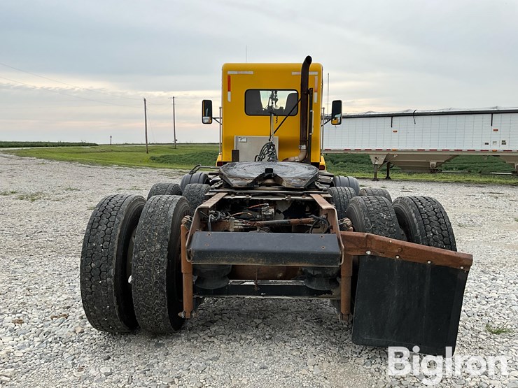 2003-kenworth-t600-image-6