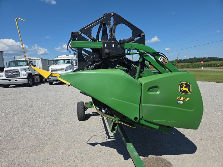 john-deere-635f-image-2