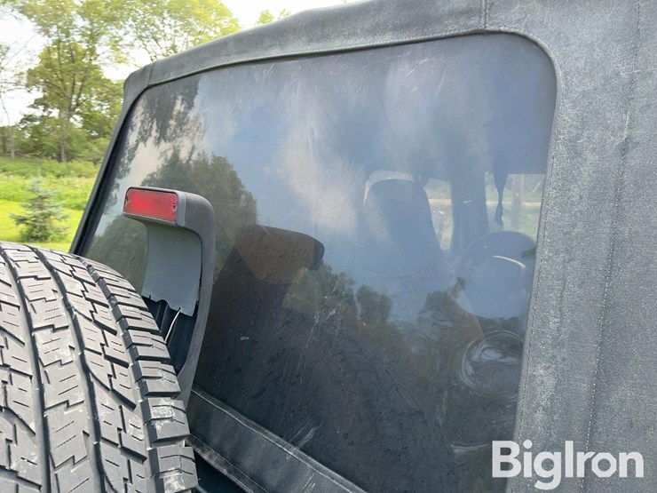 1999-jeep-wrangler-image-19