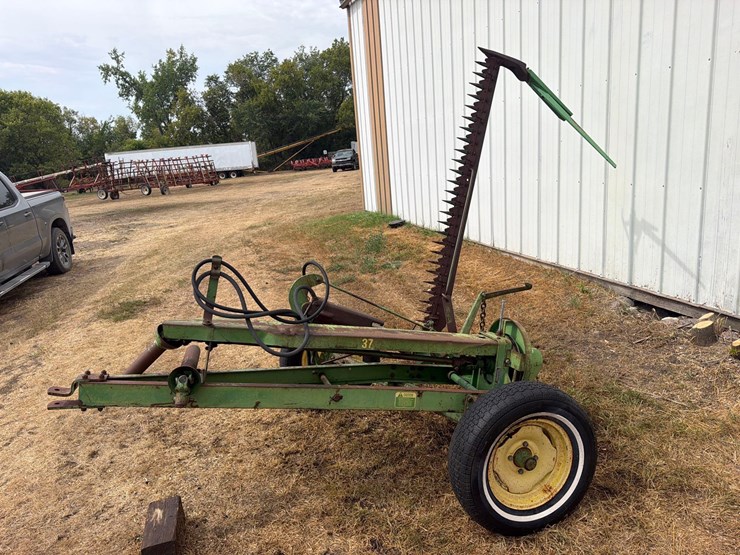 john-deere-37-image-2