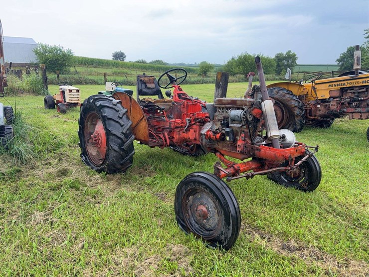case-parts-tractor-image-5